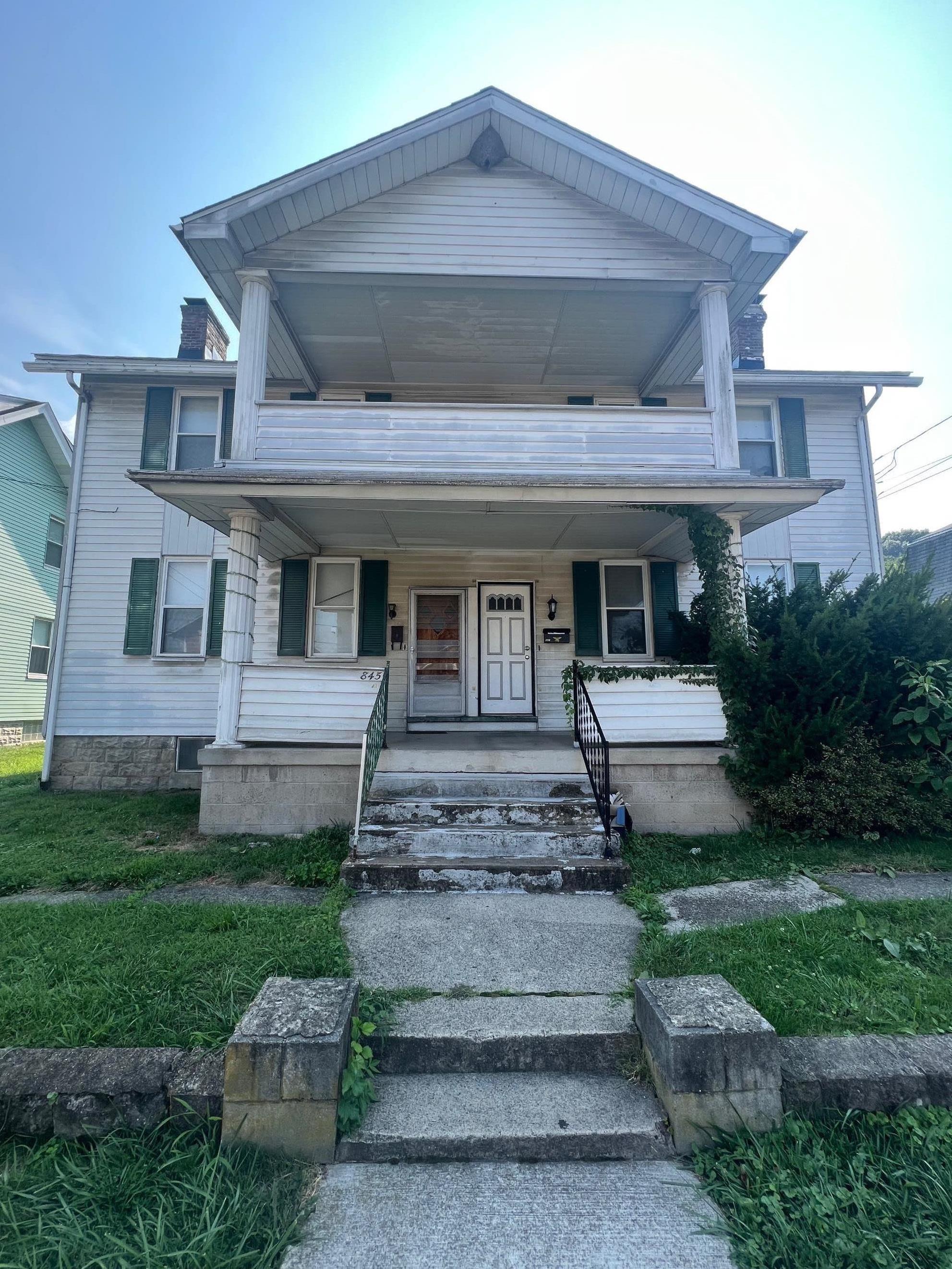 847 Hober Ave, Mckees Rocks, PA