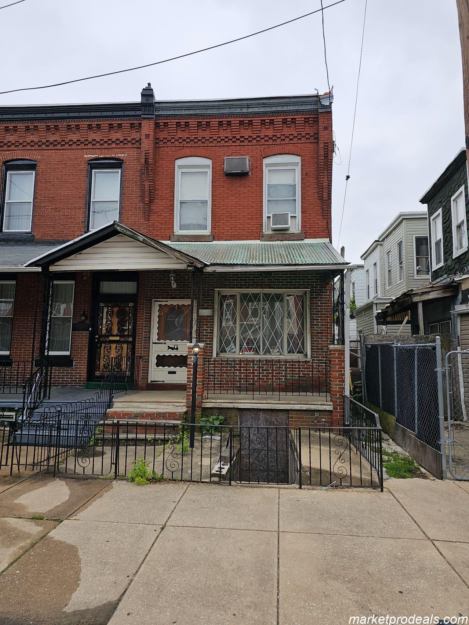 8XX N Brooklyn St, Philadelphia, PA