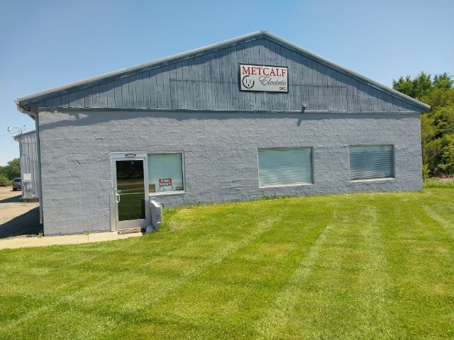 1312 N Irish Rd, Davison, MI