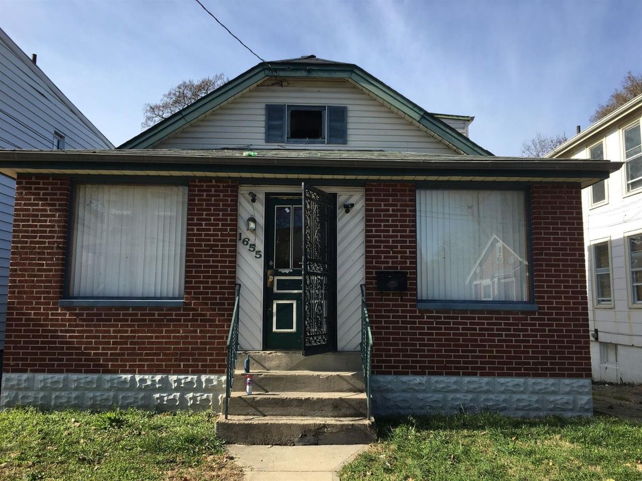 1655 Dewey Ave, Cincinnati, OH