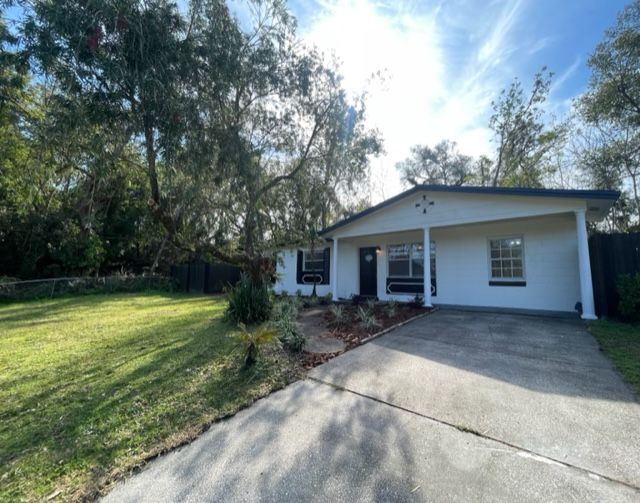 4742 W Ponkan Rd, Apopka, FL